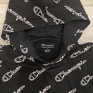 Champion Boy’s Script Fleece Pullover Hoodie, Black, Size L, Used